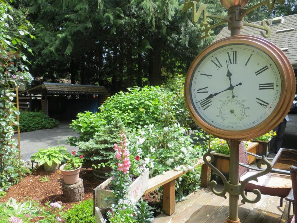Tea Cozy Bed & Breakfast Qualicum Beach Exteriör bild