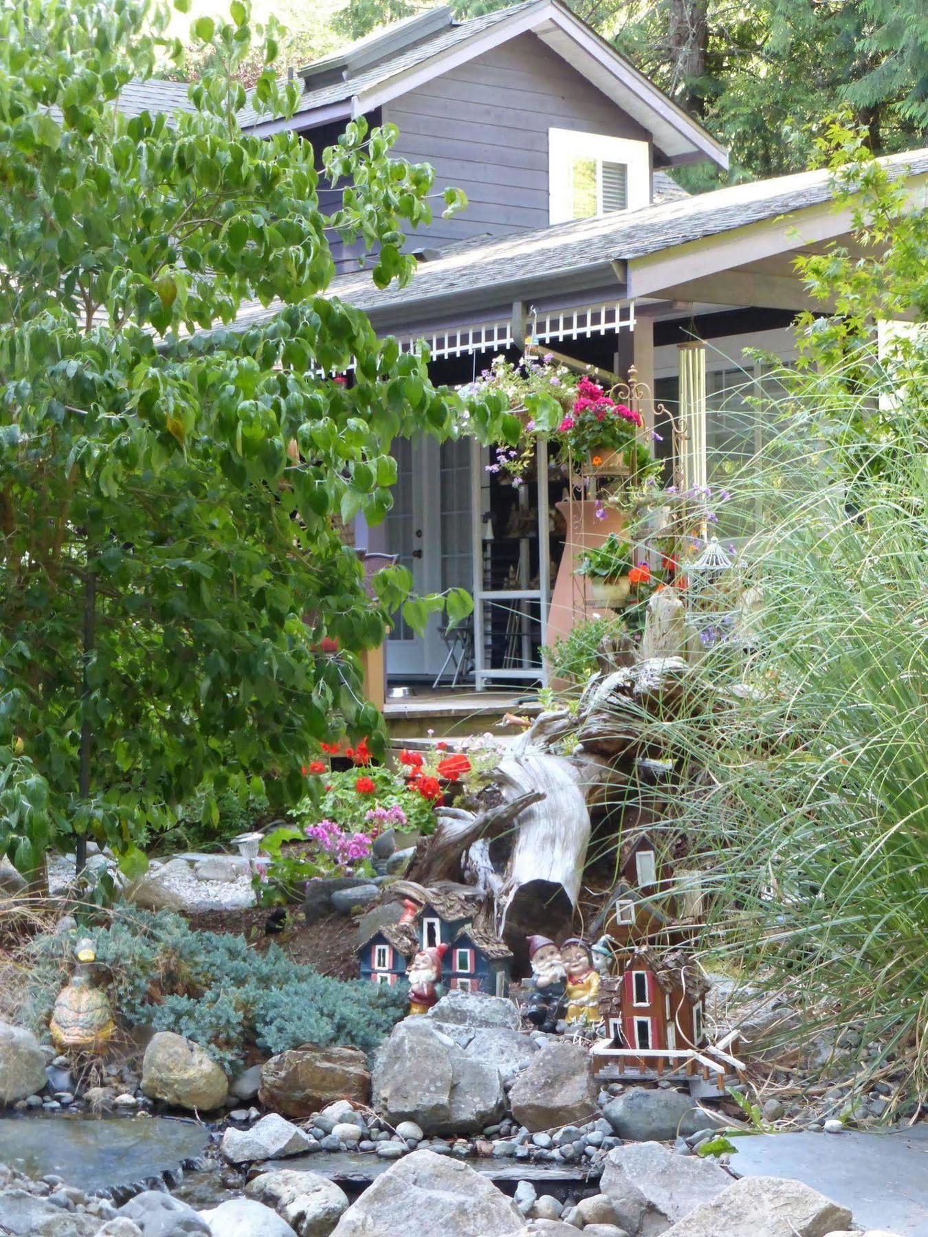 Tea Cozy Bed & Breakfast Qualicum Beach Exteriör bild